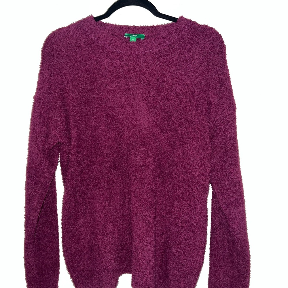 Cozy Women's Plush Crewneck Sweater - Berry